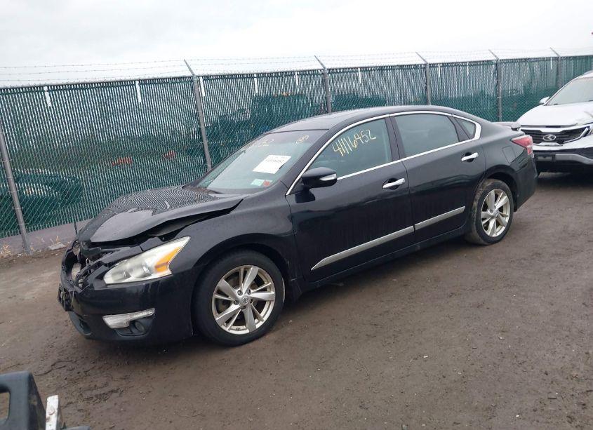 Photo 2 of 2015 Nissan Altima 2.5 SL (VIN 1N4AL3AP8FN863445)