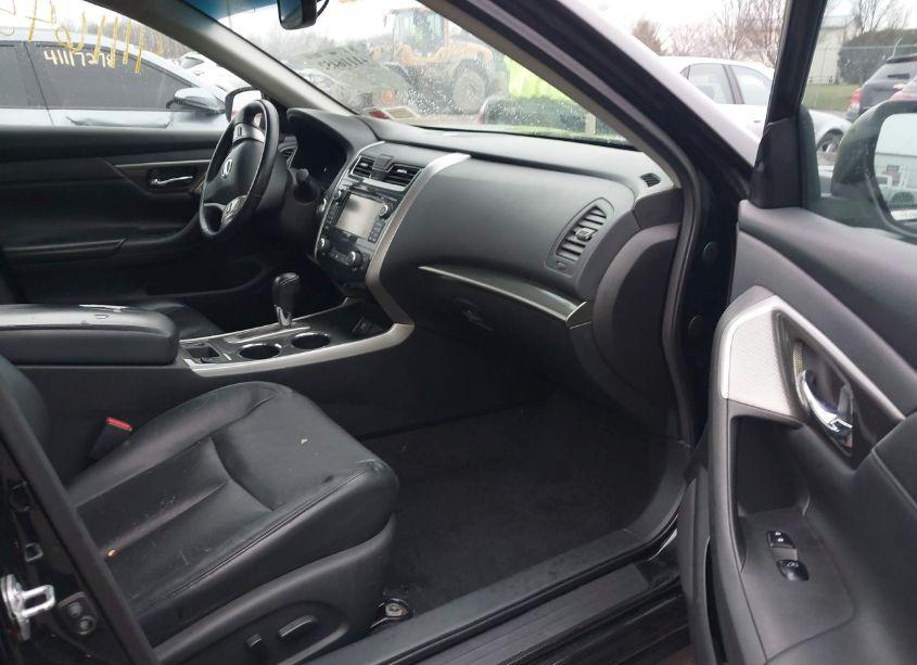 Photo 5 of 2015 Nissan Altima 2.5 SL (VIN 1N4AL3AP8FN863445)