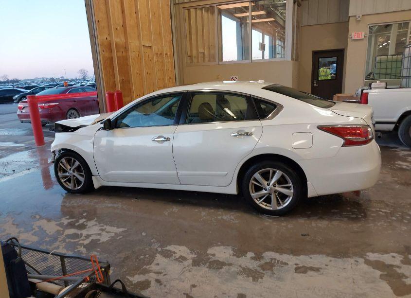 Photo 15 of 2015 Nissan Altima 2.5 SL (VIN 1N4AL3AP8FN866054)