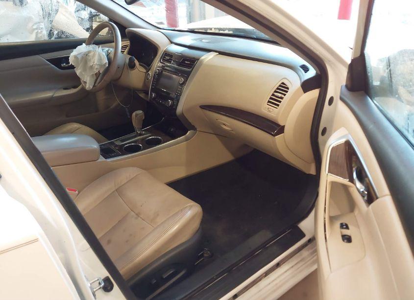 Photo 5 of 2015 Nissan Altima 2.5 SL (VIN 1N4AL3AP8FN866054)