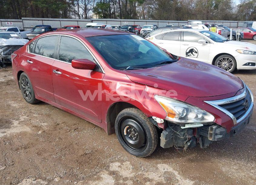 2015 Nissan Altima 2.5 S (VIN 1N4AL3AP8FN871920) main photo