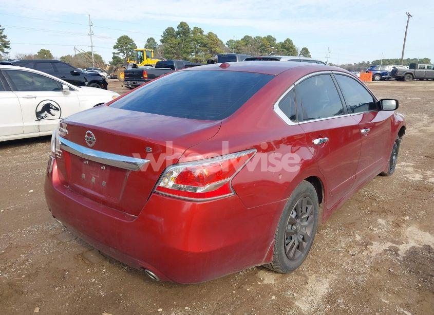 Photo 4 of 2015 Nissan Altima 2.5 S (VIN 1N4AL3AP8FN871920)