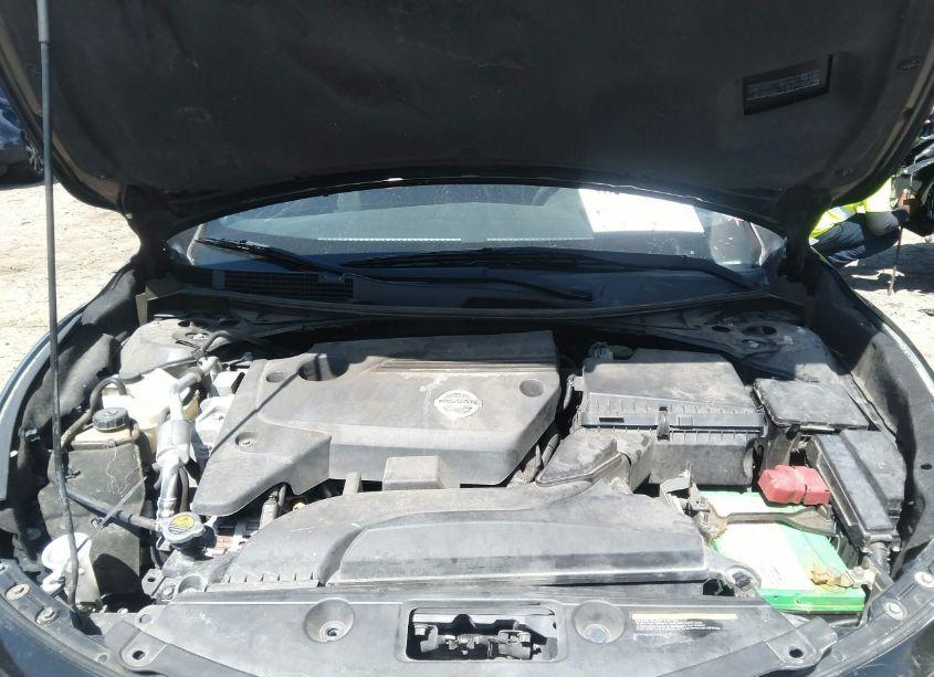 Photo 10 of 2015 Nissan Altima 2.5/2.5 S/2.5 SL/2.5 SV (VIN 1N4AL3AP8FN874039)
