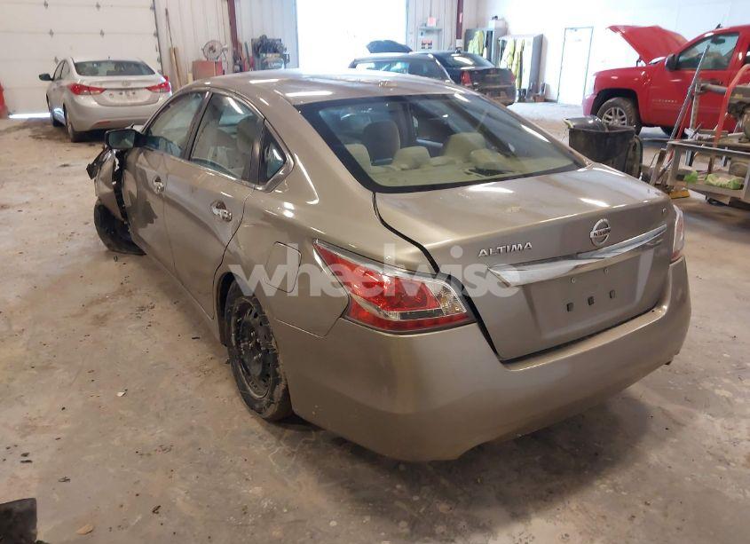 Photo 3 of 2015 Nissan Altima 2.5/2.5 S/2.5 SL/2.5 SV (VIN 1N4AL3AP8FN883128)