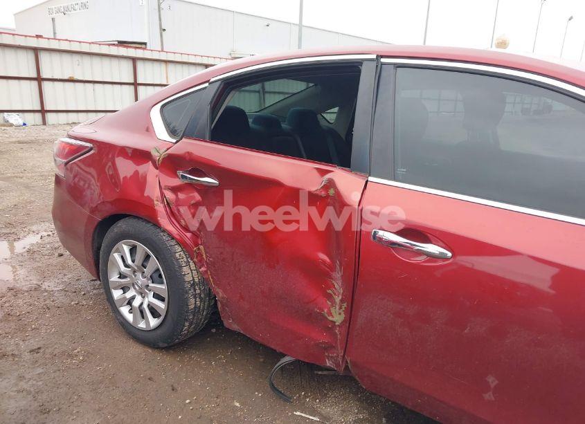 Photo 6 of 2015 Nissan Altima 2.5/2.5 S/2.5 SL/2.5 SV (VIN 1N4AL3AP8FN886501)