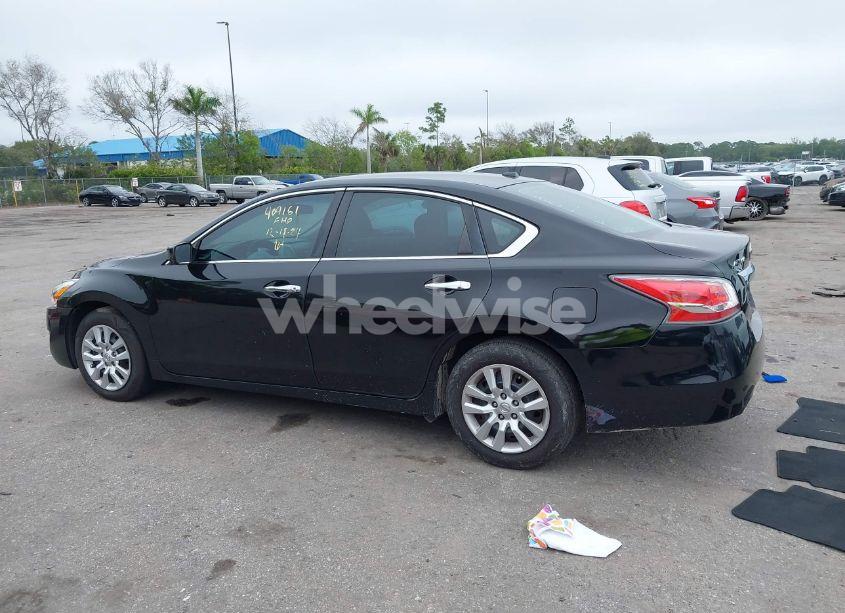 Photo 14 of 2015 Nissan Altima 2.5/2.5 S/2.5 SL/2.5 SV (VIN 1N4AL3AP8FN891150)