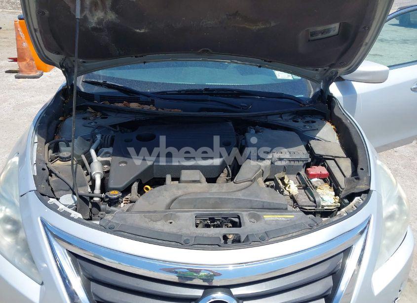 Photo 10 of 2015 Nissan Altima 2.5 S (VIN 1N4AL3AP8FN917388)