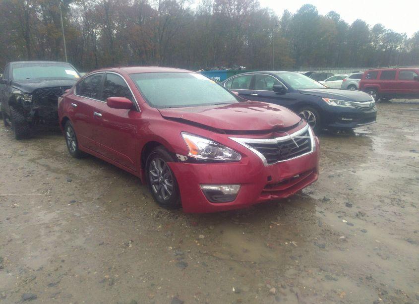 2015 Nissan Altima 2.5 S (VIN 1N4AL3AP8FN922641) main photo