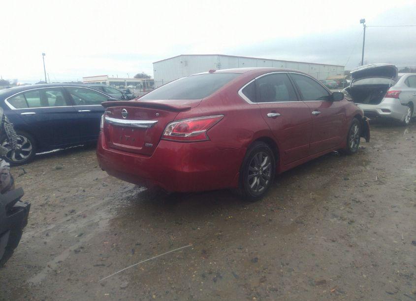 Photo 4 of 2015 Nissan Altima 2.5 S (VIN 1N4AL3AP8FN922641)