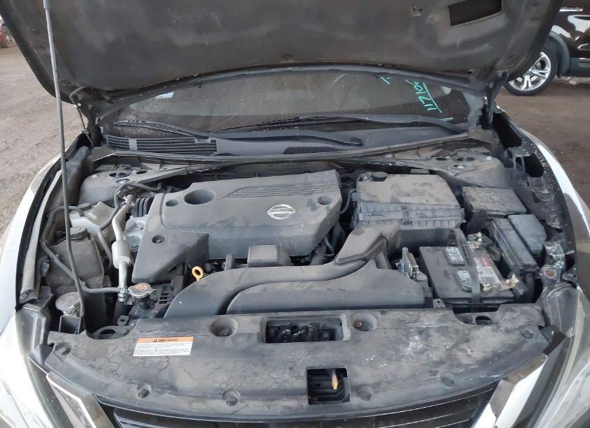 Photo 10 of 2016 Nissan Altima 2.5 (VIN 1N4AL3AP8GC117106)