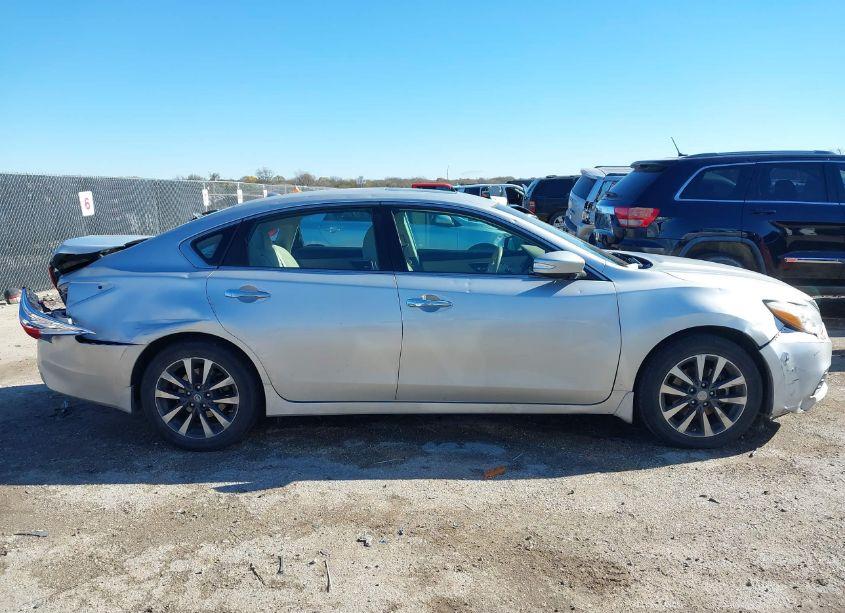 Photo 13 of 2016 Nissan Altima 2.5 SV (VIN 1N4AL3AP8GC119874)
