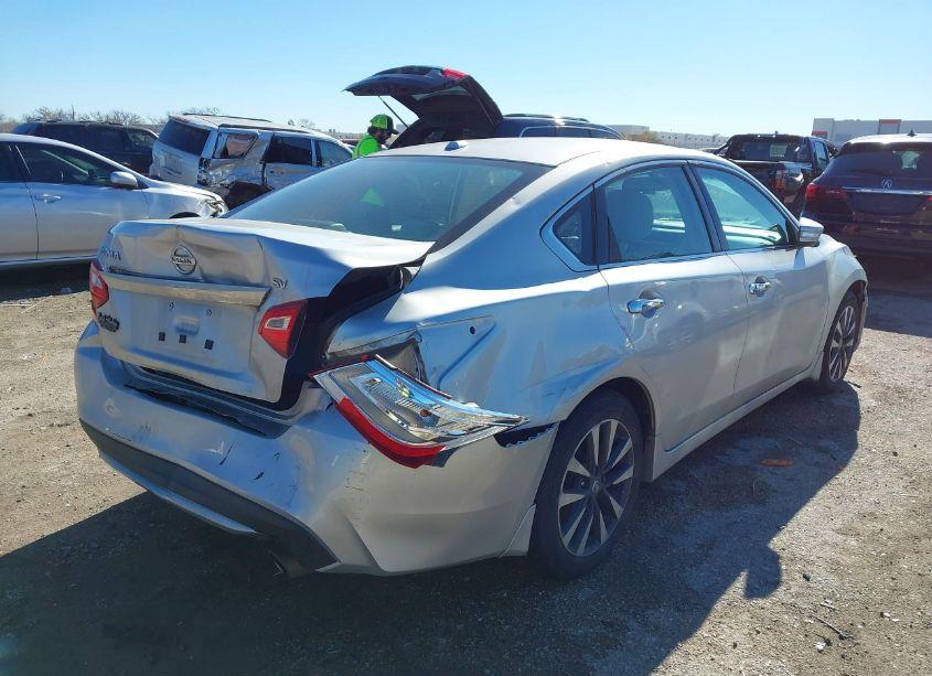 Photo 4 of 2016 Nissan Altima 2.5 SV (VIN 1N4AL3AP8GC119874)