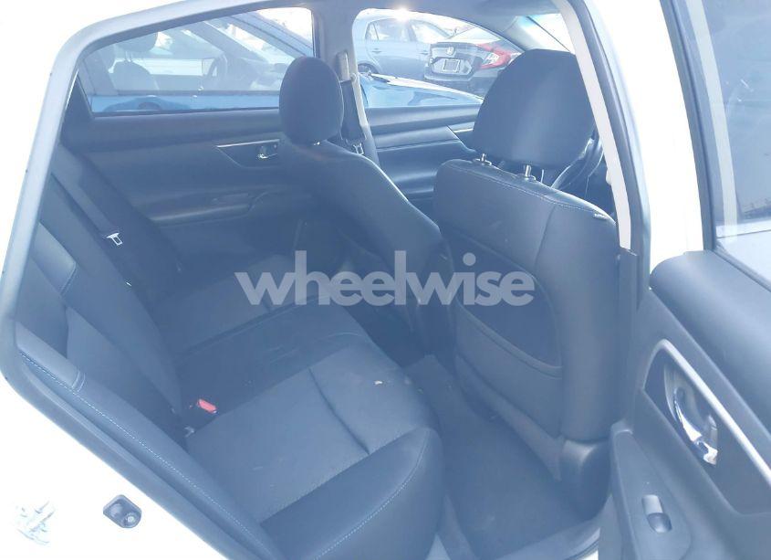 Photo 8 of 2016 Nissan Altima 2.5 SR (VIN 1N4AL3AP8GC125030)