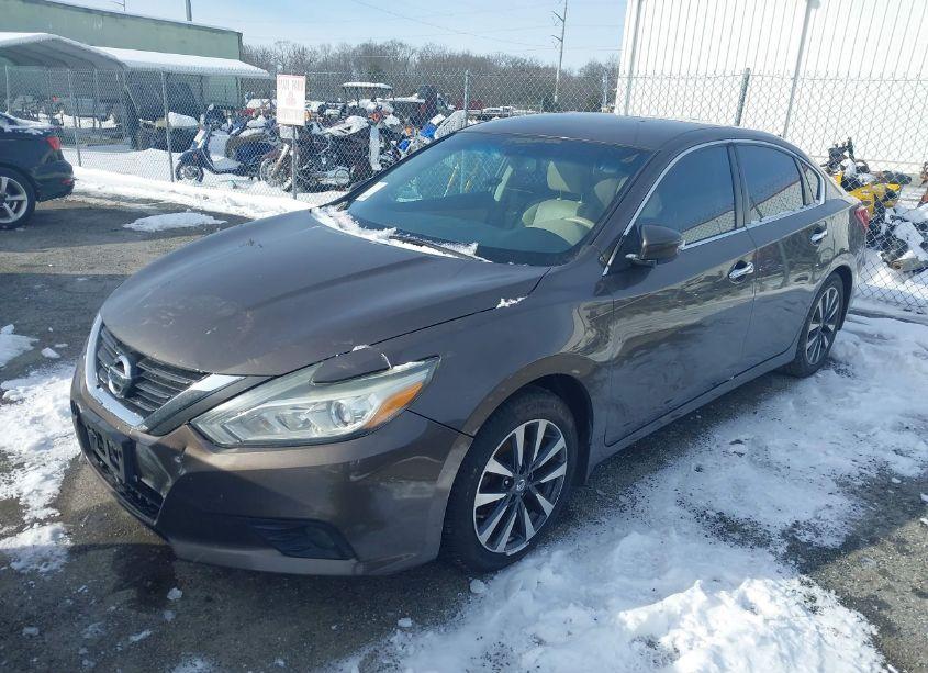 Photo 2 of 2016 Nissan Altima 2.5/2.5 S/2.5 SL/2.5 SR/2.5 SV (VIN 1N4AL3AP8GC127067)