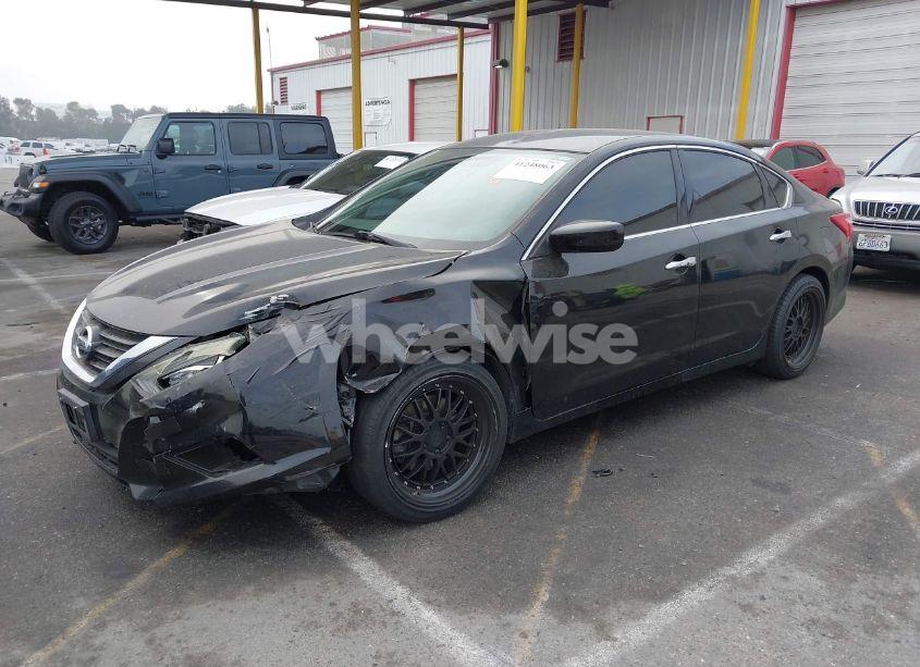 Photo 2 of 2016 Nissan Altima 2.5 S (VIN 1N4AL3AP8GC137145)