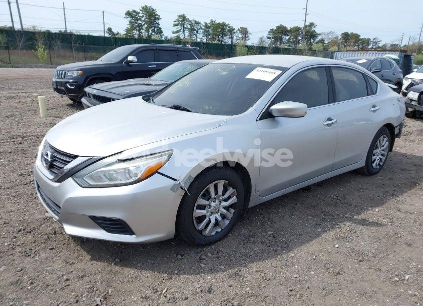 Photo 2 of 2016 Nissan Altima 2.5/2.5 S/2.5 SL/2.5 SR/2.5 SV (VIN 1N4AL3AP8GC153118)