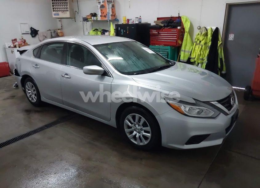 2016 Nissan Altima 2.5/2.5 S/2.5 SL/2.5 SR/2.5 SV (VIN 1N4AL3AP8GC155841) main photo