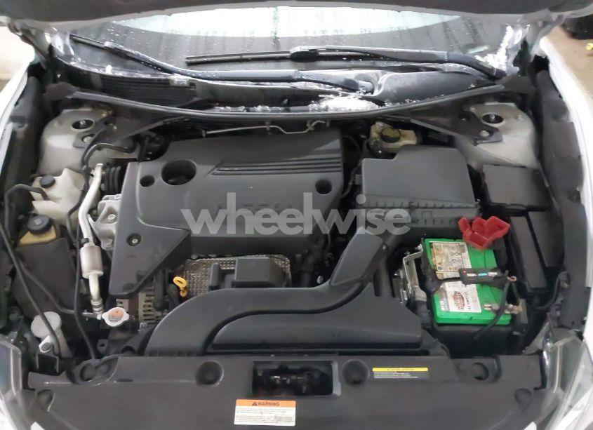 Photo 10 of 2016 Nissan Altima 2.5/2.5 S/2.5 SL/2.5 SR/2.5 SV (VIN 1N4AL3AP8GC155841)