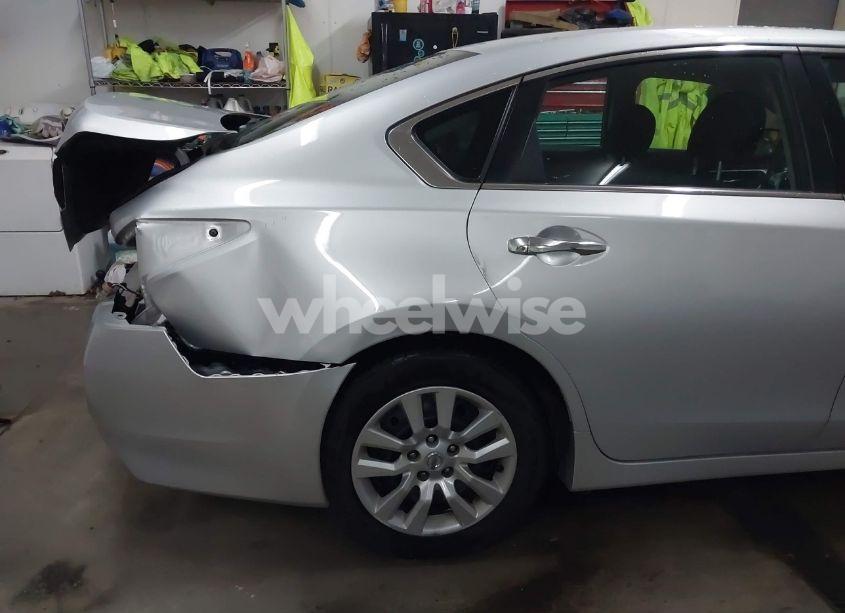 Photo 18 of 2016 Nissan Altima 2.5/2.5 S/2.5 SL/2.5 SR/2.5 SV (VIN 1N4AL3AP8GC155841)