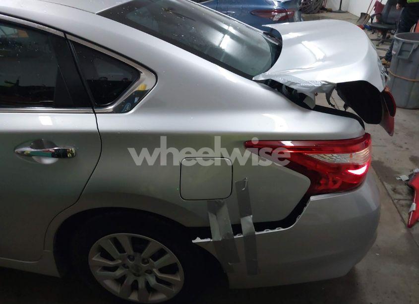 Photo 19 of 2016 Nissan Altima 2.5/2.5 S/2.5 SL/2.5 SR/2.5 SV (VIN 1N4AL3AP8GC155841)