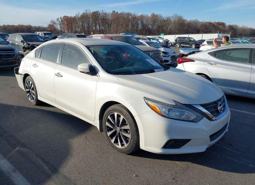 2016 Nissan Altima 2.5 SL (VIN 1N4AL3AP8GC163440) main photo