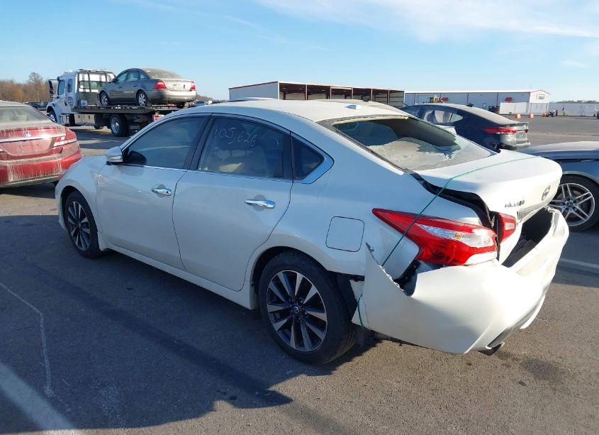 Photo 3 of 2016 Nissan Altima 2.5 SL (VIN 1N4AL3AP8GC163440)