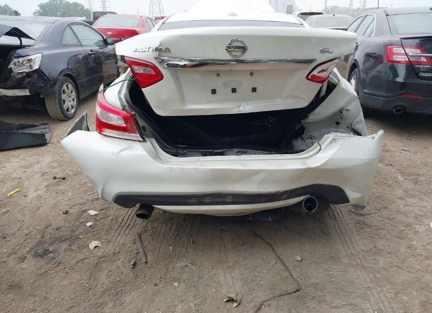 Photo 6 of 2016 Nissan Altima 2.5 SL (VIN 1N4AL3AP8GC163440)