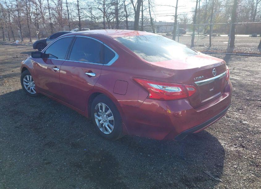 Photo 3 of 2016 Nissan Altima 2.5 S (VIN 1N4AL3AP8GC180769)