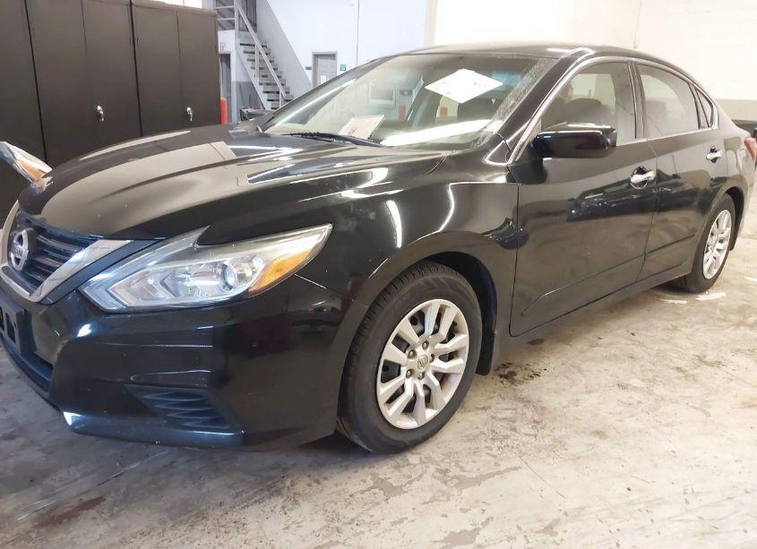 Photo 2 of 2016 Nissan Altima 2.5 S (VIN 1N4AL3AP8GC182666)