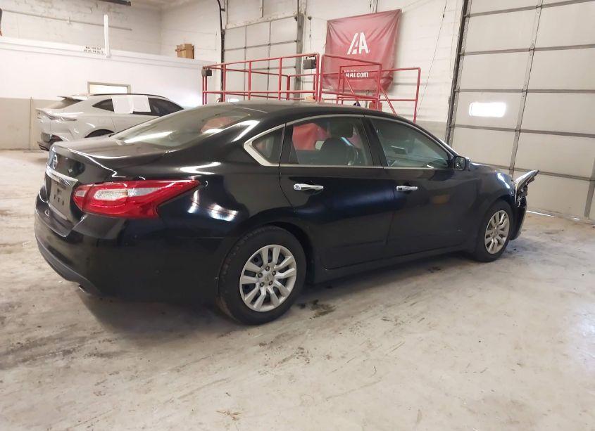 Photo 4 of 2016 Nissan Altima 2.5 S (VIN 1N4AL3AP8GC182666)