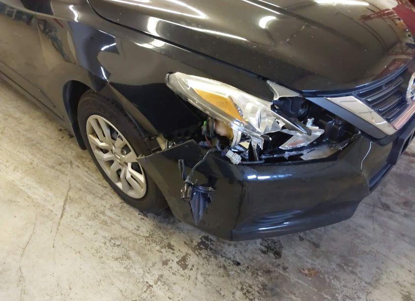 Photo 6 of 2016 Nissan Altima 2.5 S (VIN 1N4AL3AP8GC182666)