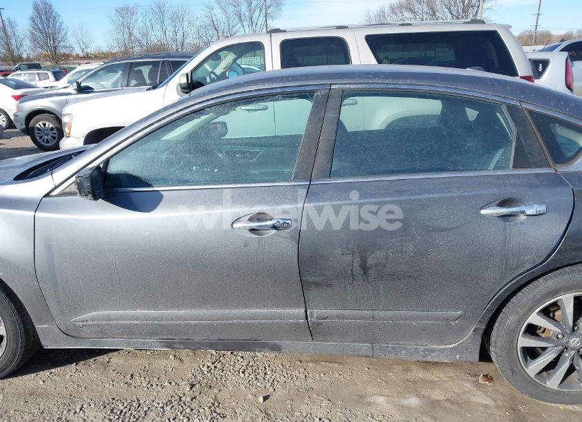 Photo 14 of 2016 Nissan Altima 2.5/2.5 S/2.5 SL/2.5 SR/2.5 SV (VIN 1N4AL3AP8GC200194)