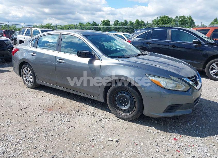 2016 Nissan Altima 2.5 S (VIN 1N4AL3AP8GC204262) main photo