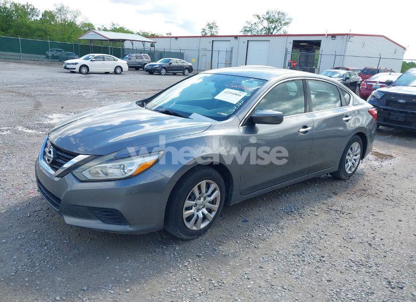 Photo 2 of 2016 Nissan Altima 2.5 S (VIN 1N4AL3AP8GC204262)