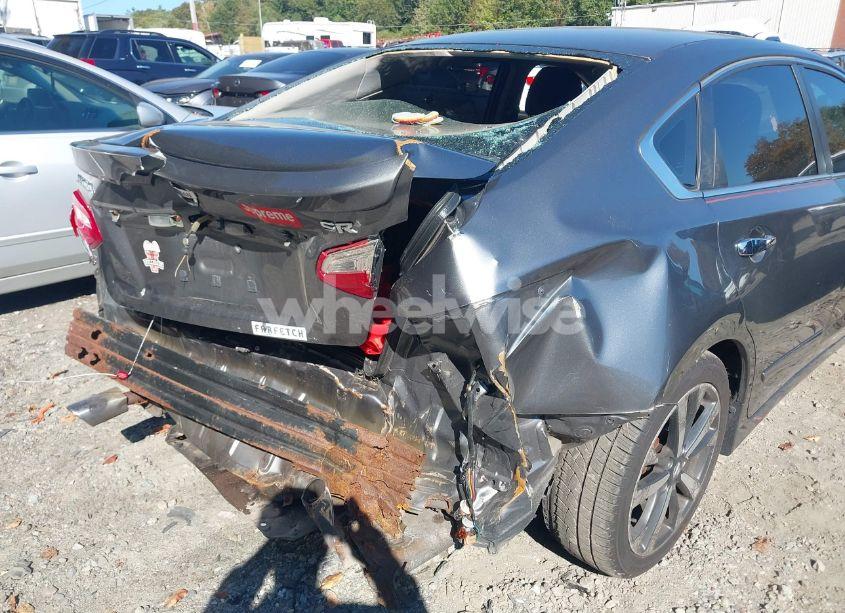Photo 6 of 2016 Nissan Altima 2.5 SR (VIN 1N4AL3AP8GC207016)