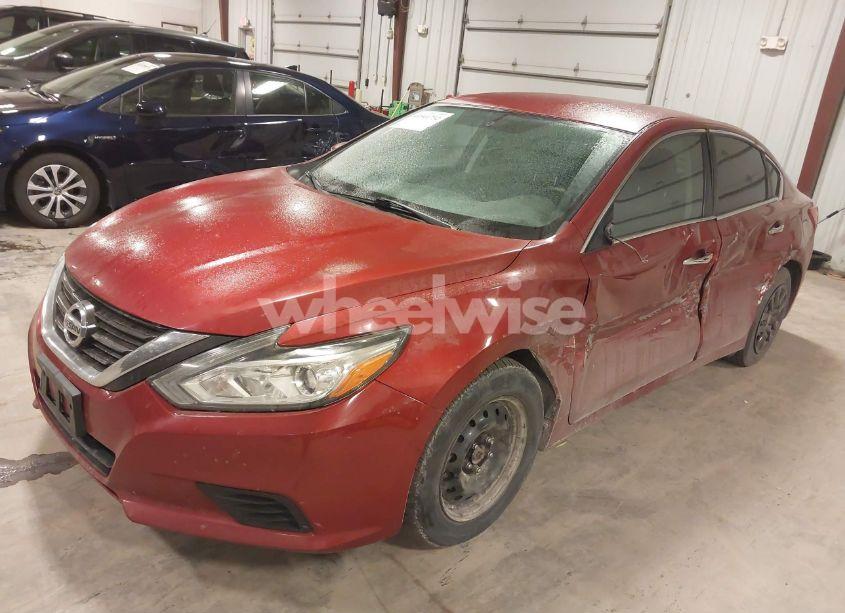 Photo 2 of 2016 Nissan Altima 2.5/2.5 S/2.5 SL/2.5 SR/2.5 SV (VIN 1N4AL3AP8GC217447)