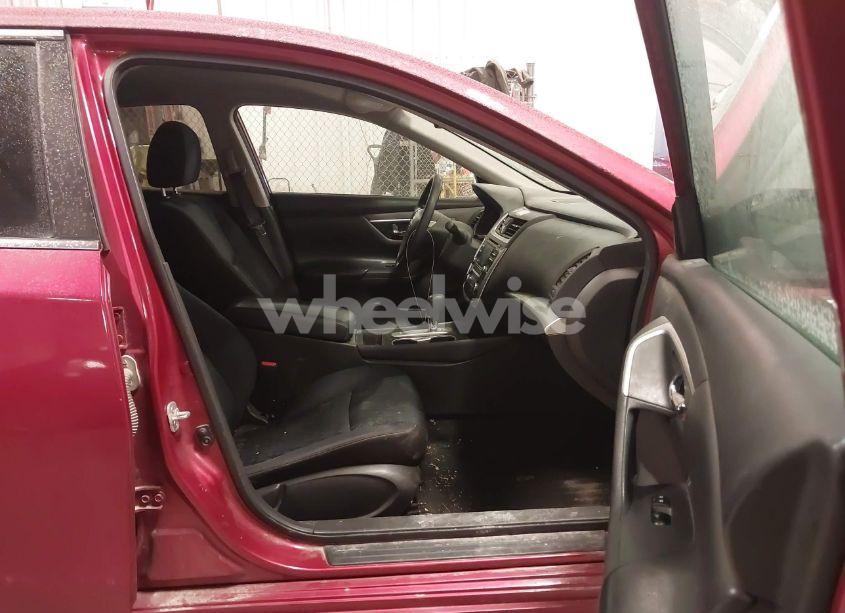 Photo 5 of 2016 Nissan Altima 2.5/2.5 S/2.5 SL/2.5 SR/2.5 SV (VIN 1N4AL3AP8GC217447)