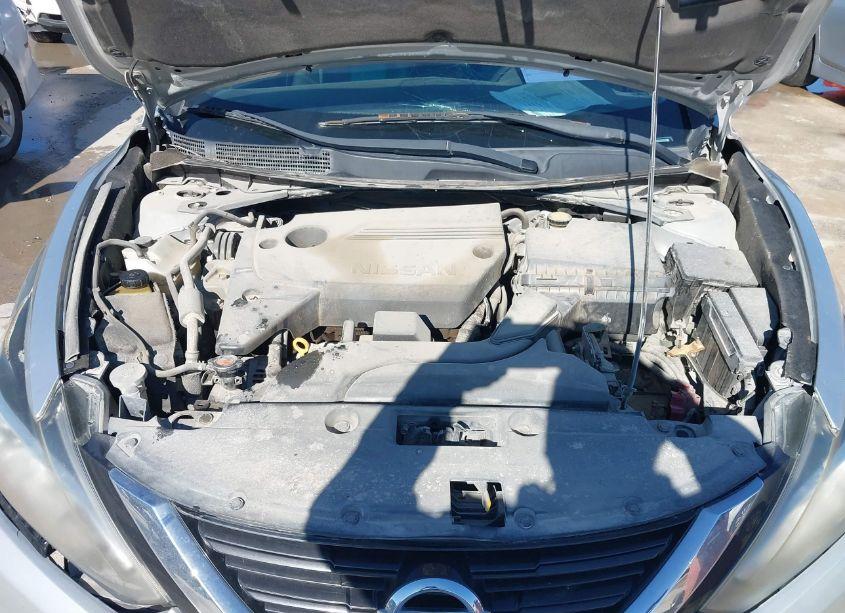 Photo 10 of 2016 Nissan Altima 2.5/2.5 S/2.5 SL/2.5 SR/2.5 SV (VIN 1N4AL3AP8GC227802)