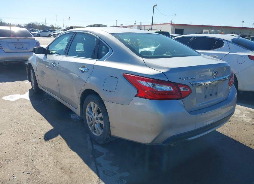 Photo 3 of 2016 Nissan Altima 2.5/2.5 S/2.5 SL/2.5 SR/2.5 SV (VIN 1N4AL3AP8GC227802)