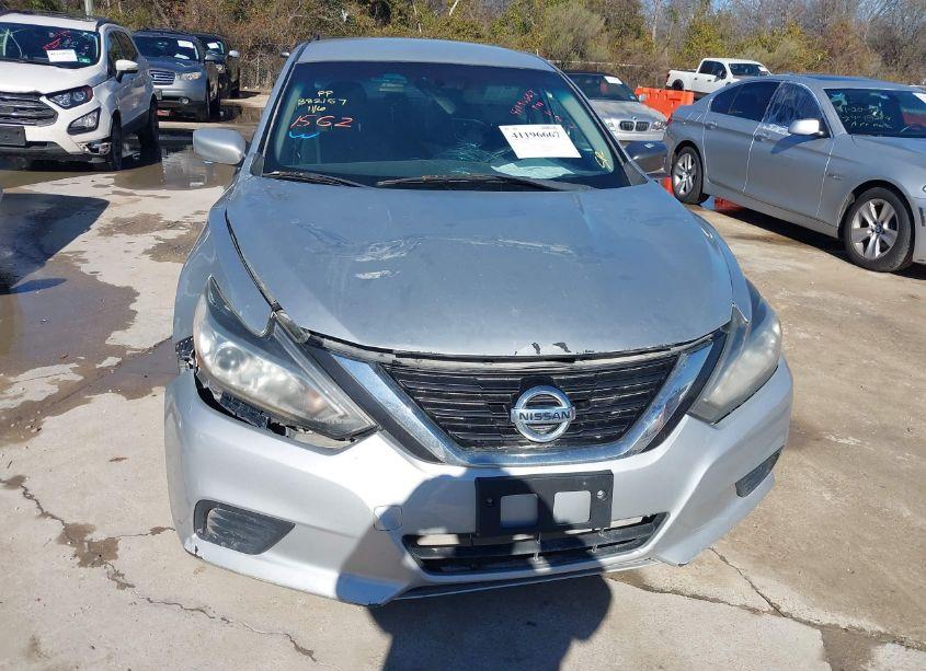 Photo 6 of 2016 Nissan Altima 2.5/2.5 S/2.5 SL/2.5 SR/2.5 SV (VIN 1N4AL3AP8GC227802)