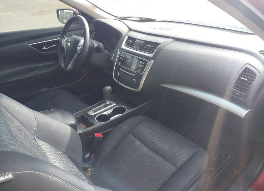 Photo 5 of 2016 Nissan Altima 2.5/2.5 S/2.5 SL/2.5 SR/2.5 SV (VIN 1N4AL3AP8GC238685)