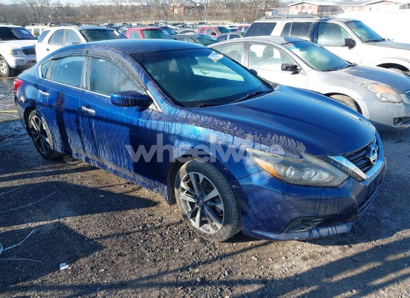 2016 Nissan Altima 2.5 SR (VIN 1N4AL3AP8GC243885) main photo