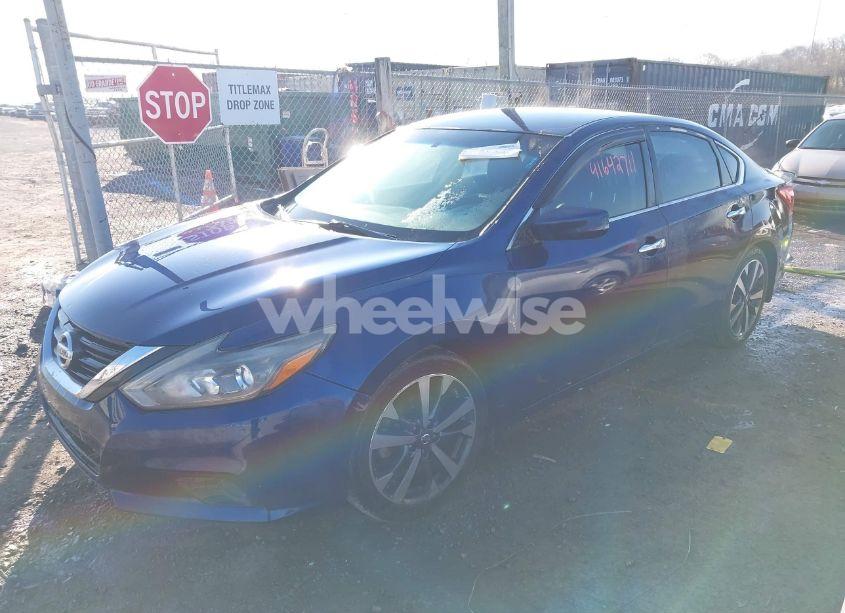 Photo 2 of 2016 Nissan Altima 2.5 SR (VIN 1N4AL3AP8GC243885)