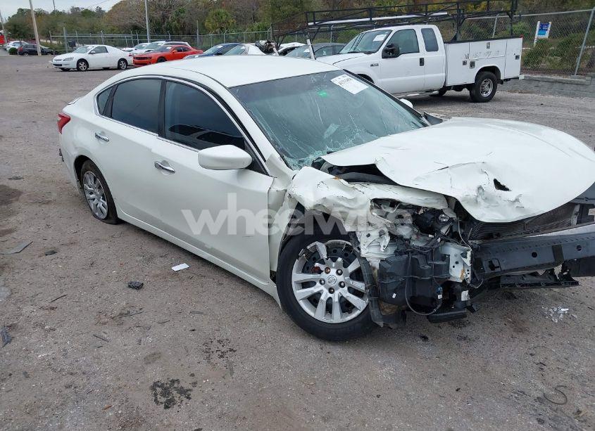 2016 Nissan Altima 2.5 S (VIN 1N4AL3AP8GC246303) main photo