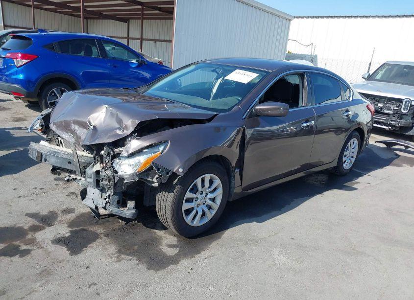 Photo 2 of 2016 Nissan Altima 2.5 (VIN 1N4AL3AP8GC256877)