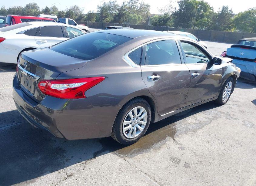 Photo 4 of 2016 Nissan Altima 2.5 (VIN 1N4AL3AP8GC256877)