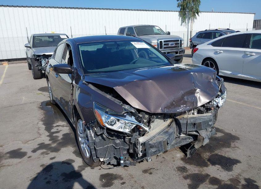Photo 6 of 2016 Nissan Altima 2.5 (VIN 1N4AL3AP8GC256877)