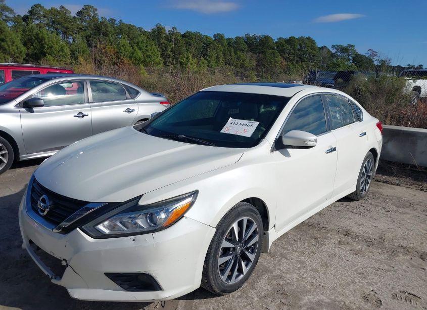 Photo 6 of 2016 Nissan Altima 2.5 SV (VIN 1N4AL3AP8GC263814)