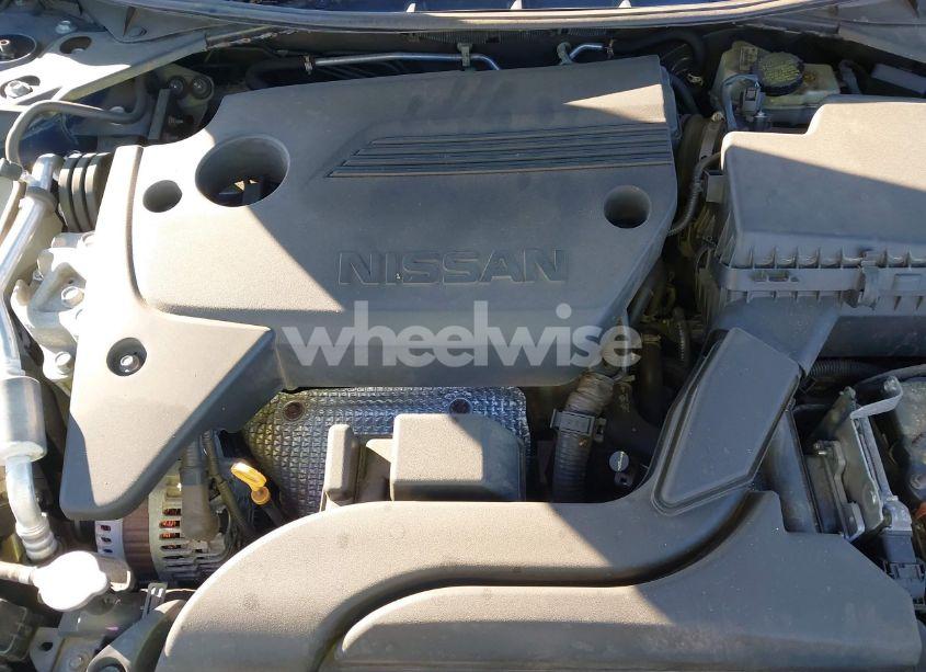 Photo 10 of 2016 Nissan Altima 2.5 SR (VIN 1N4AL3AP8GC265594)