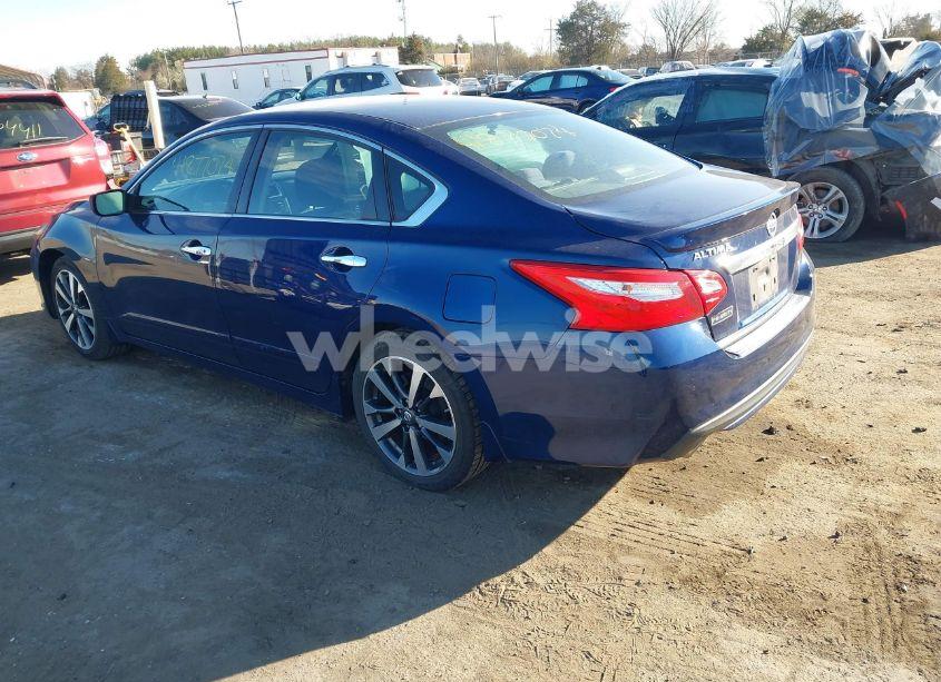 Photo 3 of 2016 Nissan Altima 2.5 SR (VIN 1N4AL3AP8GC265594)